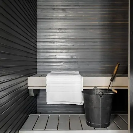 Oasis By The River In Martti * トゥルク